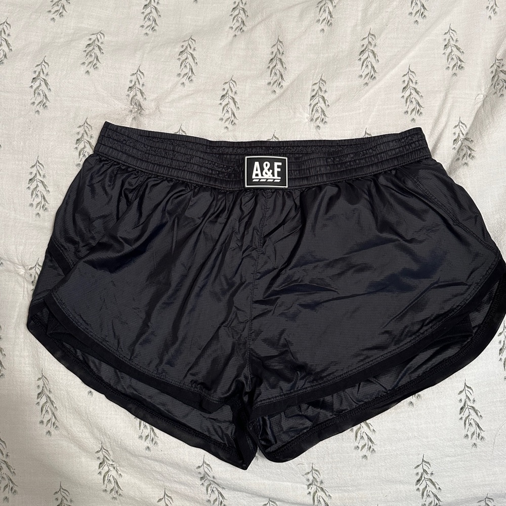 Abercrombie and Fitch black workout shorts size Medium